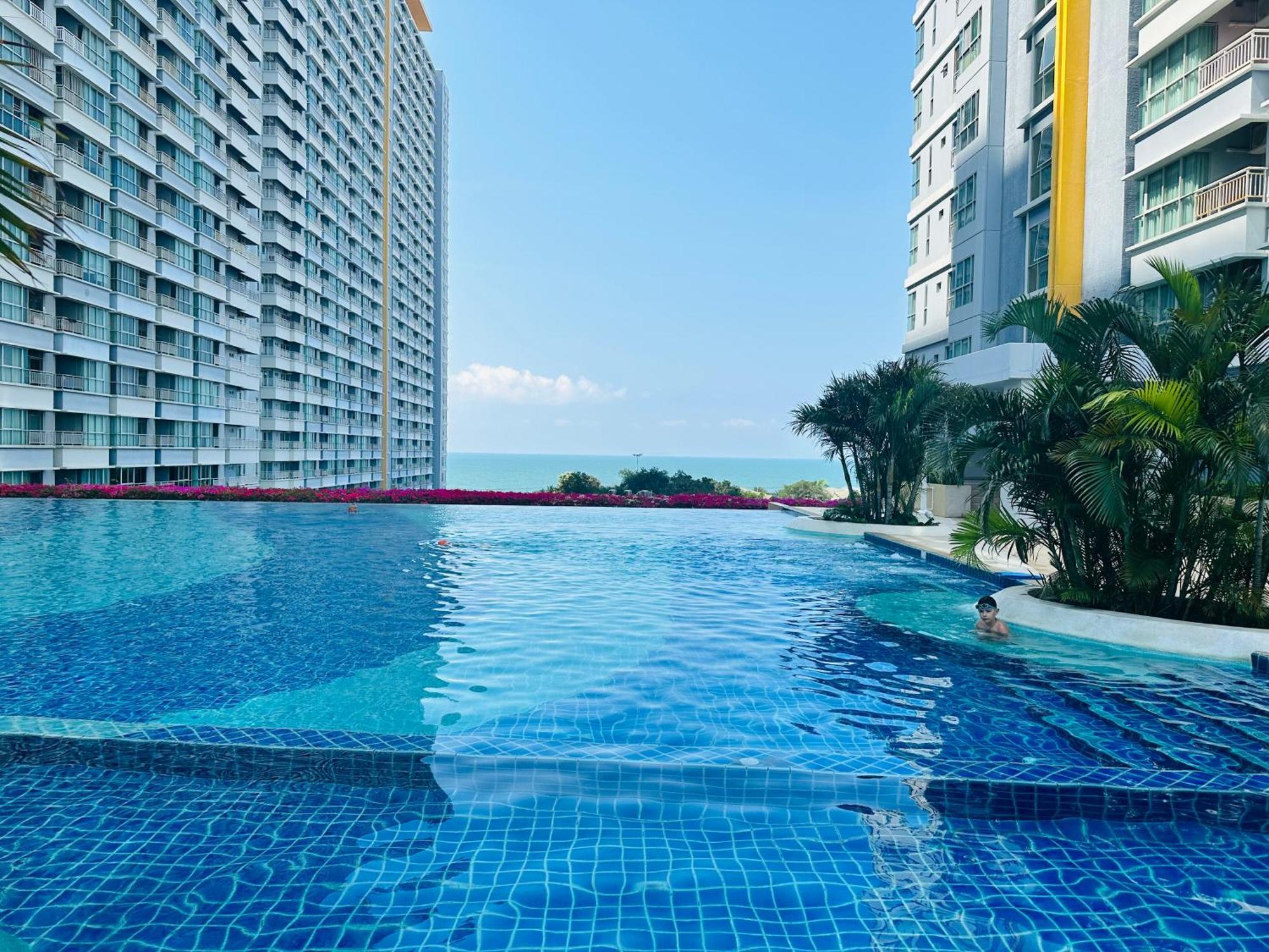 Seaview Beach Room Lumpini-Pool And Gym Face To Ocean Jomtien Beach Zewnętrze zdjęcie