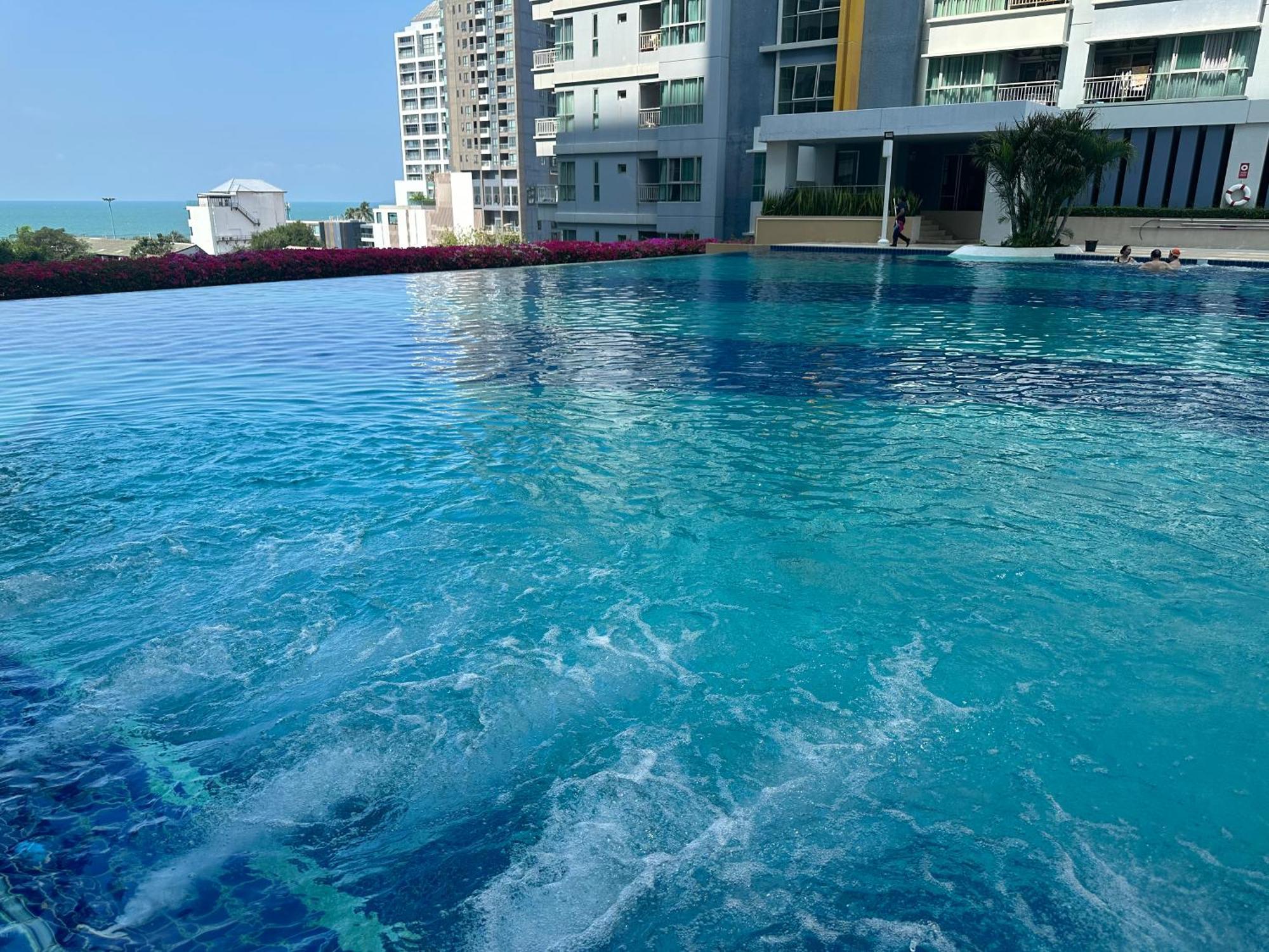 Seaview Beach Room Lumpini-Pool And Gym Face To Ocean Jomtien Beach Zewnętrze zdjęcie