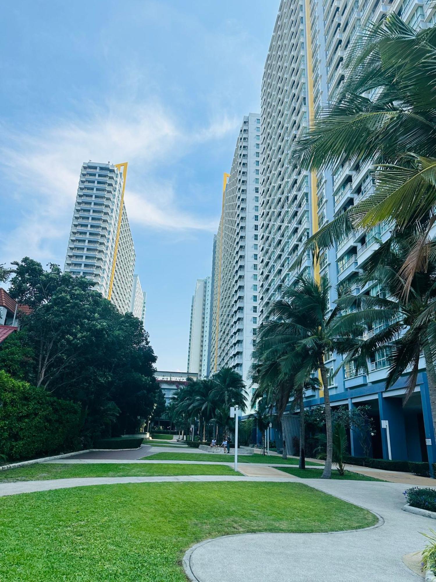 Seaview Beach Room Lumpini-Pool And Gym Face To Ocean Jomtien Beach Zewnętrze zdjęcie