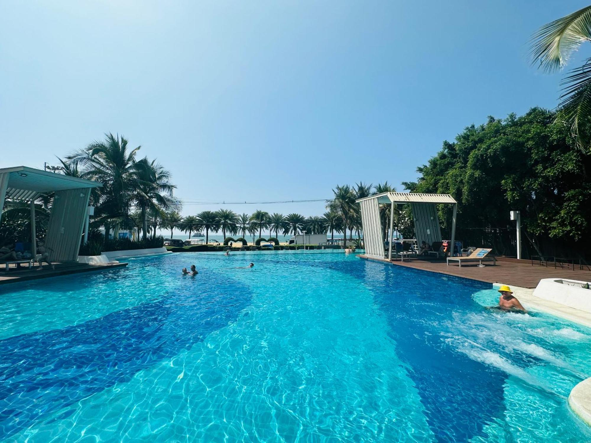 Seaview Beach Room Lumpini-Pool And Gym Face To Ocean Jomtien Beach Zewnętrze zdjęcie