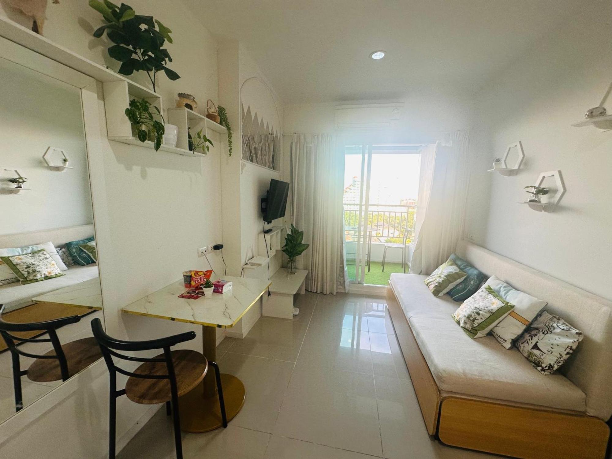 Seaview Beach Room Lumpini-Pool And Gym Face To Ocean Jomtien Beach Zewnętrze zdjęcie